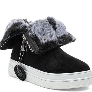 NWT Jslides Tristan Faux Fur Lined Waterproof Sneaker Boot